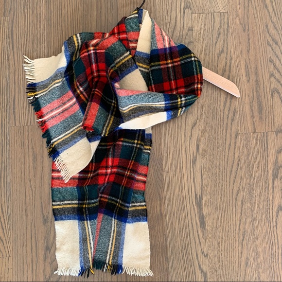 Johnstons of Elgin Accessories - Vintage Johnstons of Elgin Scottish Plaid 100% Wool Scarf 52"Lx11"W